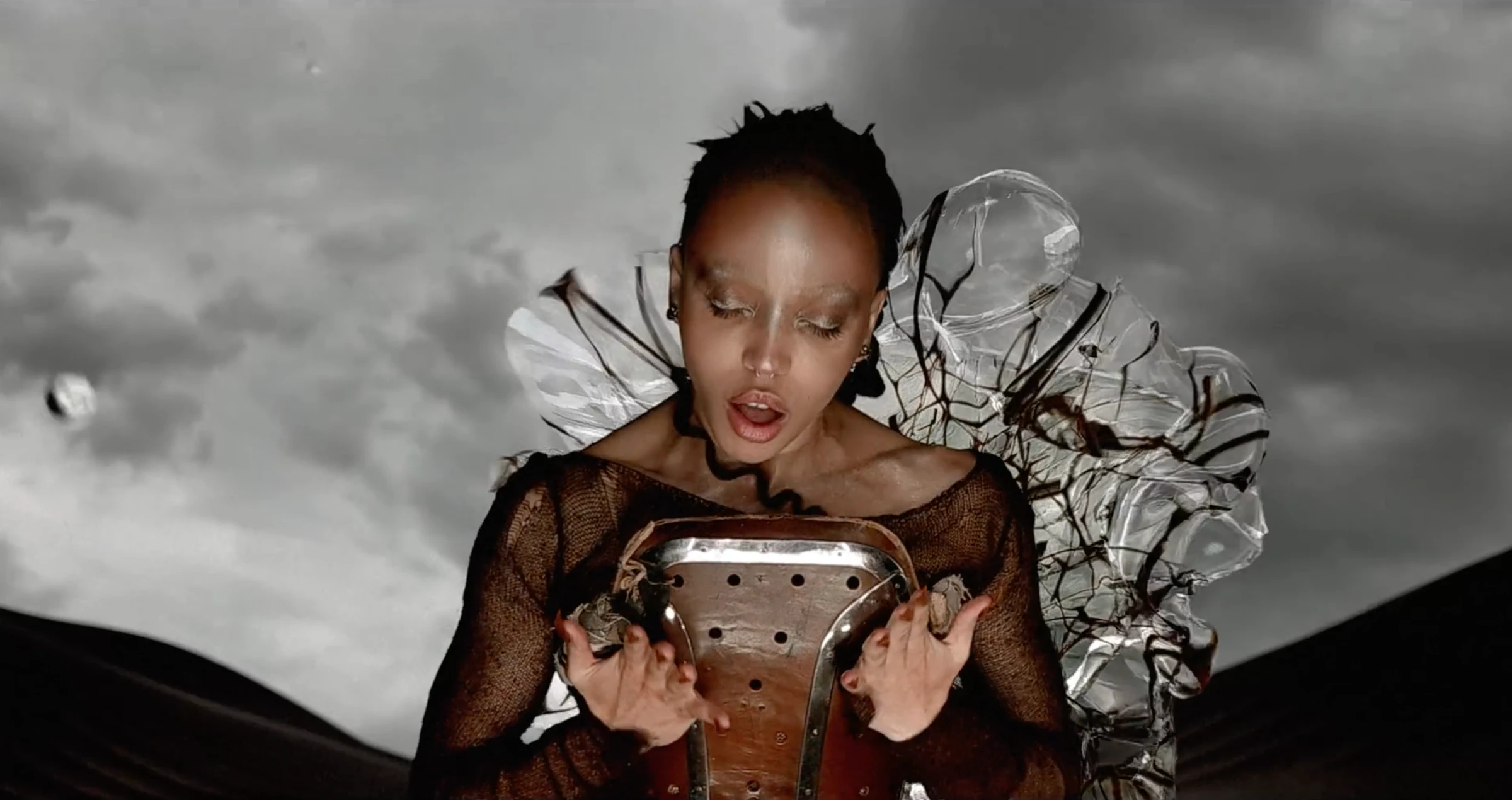FKA Twigs, EUSEXUA